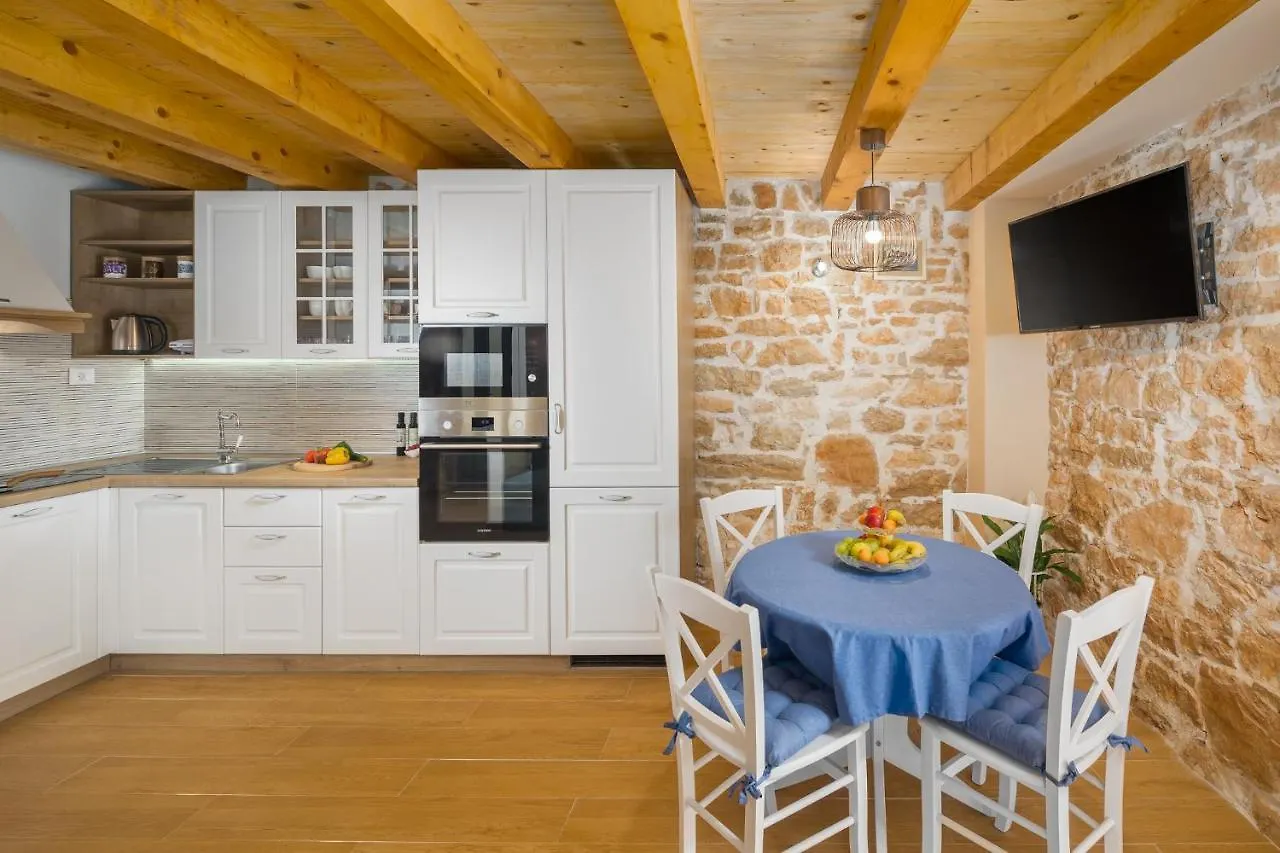 Višnjan Villa Ivea קרואטיה